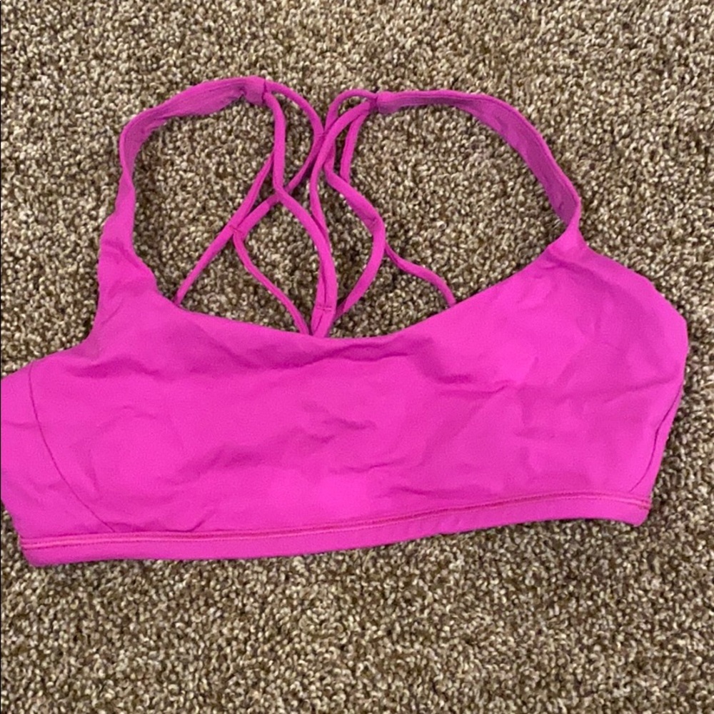 Lululemon free to be bra